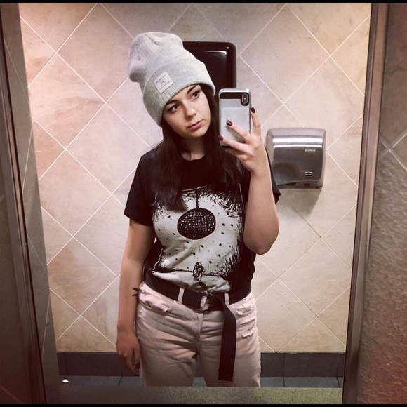 Meet your Posher, Kat - Picture 1 of 1